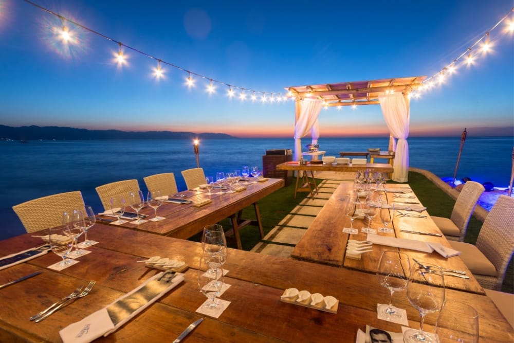 Puerto Vallarta y Villa Premiere Boutique Hotel & Romantic Getaway son el lugar perfecto para un plan romántico
