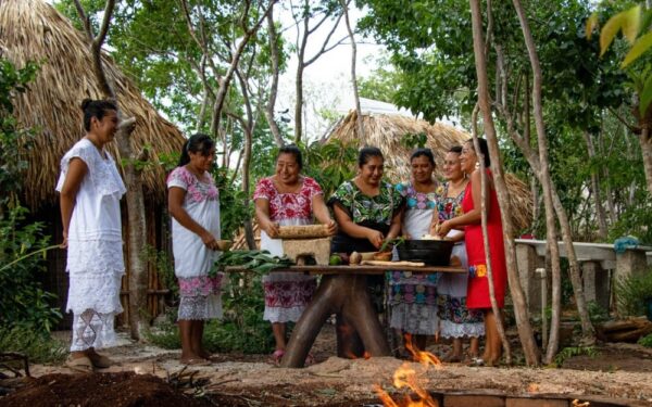 Las cocineras tradicionales son consideradas guardianas del sabor maya