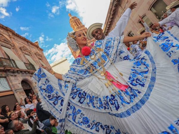 Con una gran celebración dio inició el Festival Zacatecas del Folclor Internacional 2026