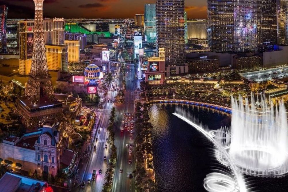 Espectáculos, restaurantes y actividades en el Strip, Fremont Street es lo que te espera en Las Vegas