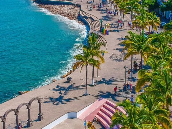Seis actividades esenciales que debes hacer en el Centro de Puerto Vallarta