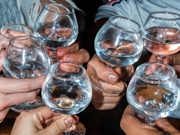 Tres recetas de cócteles para celebrar el Día Nacional del Mezcal