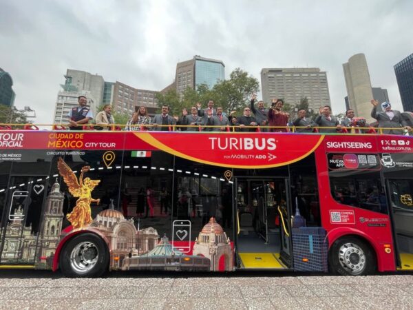 Turibus estrena diez unidades de última generación iniciando así una nueva era